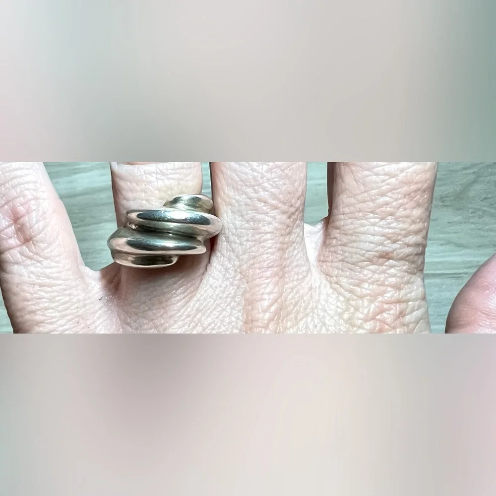Vintage Designer Signed (R) Sterling Silver Modernist Wavy Dome Ring, Size 5.5